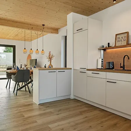 Cliff House Cliffjumper *